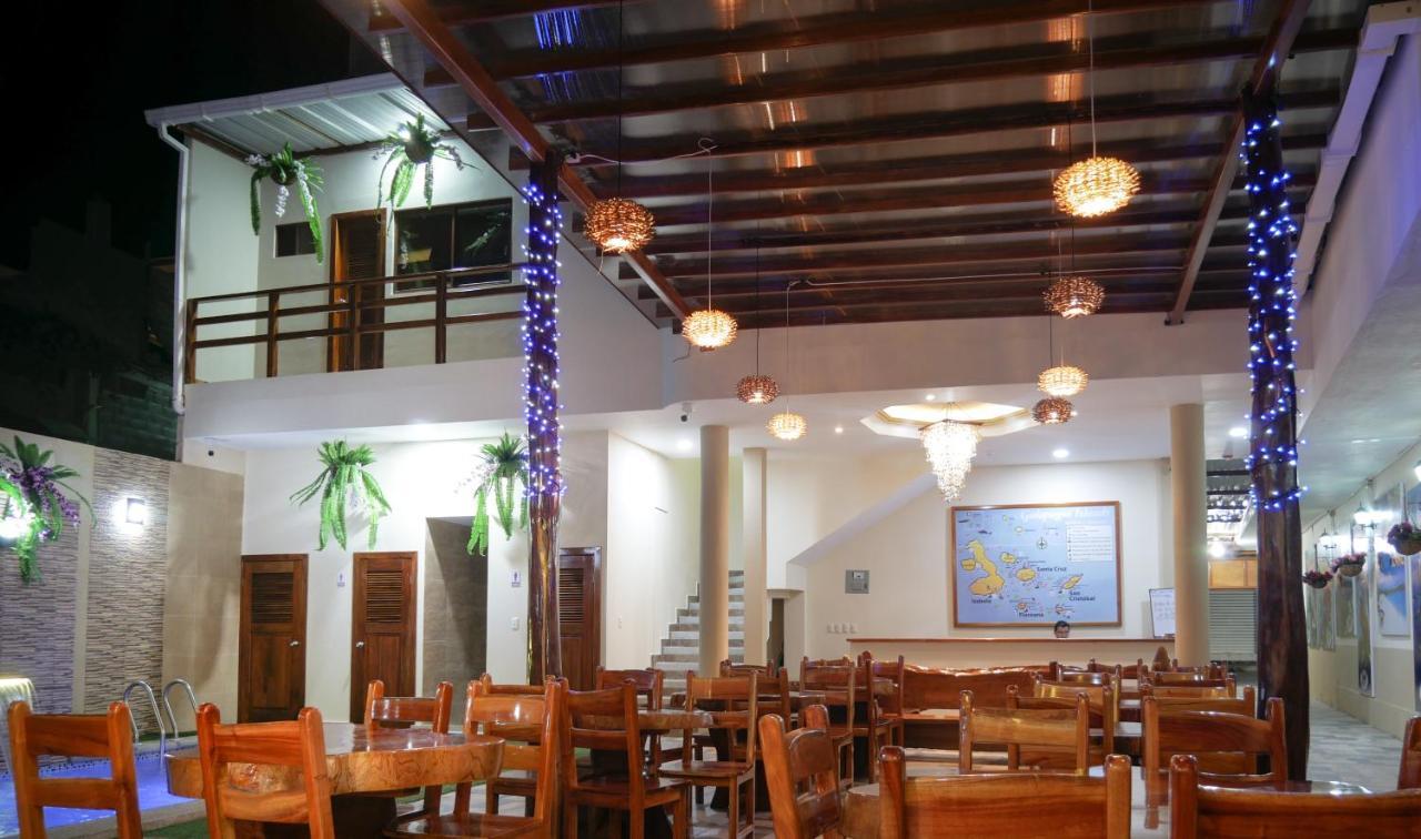 Hostal Espana Puerto Ayora  Exterior photo